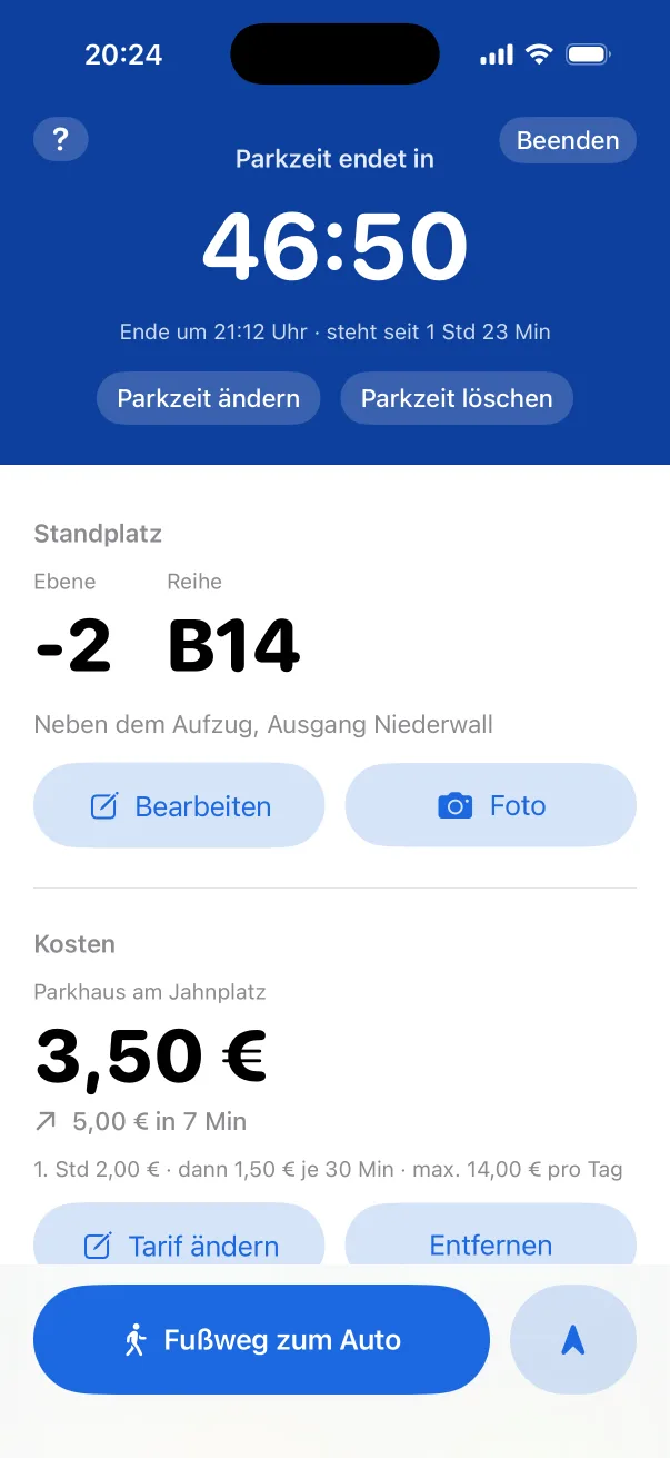 Laufender Parkvorgang: „Parkzeit endet in 46:50“, Ebene −2, Reihe B14, Notiz „Neben dem Aufzug“, bisherige Kosten 3,50 € und der Knopf „Fußweg zum Auto“.
